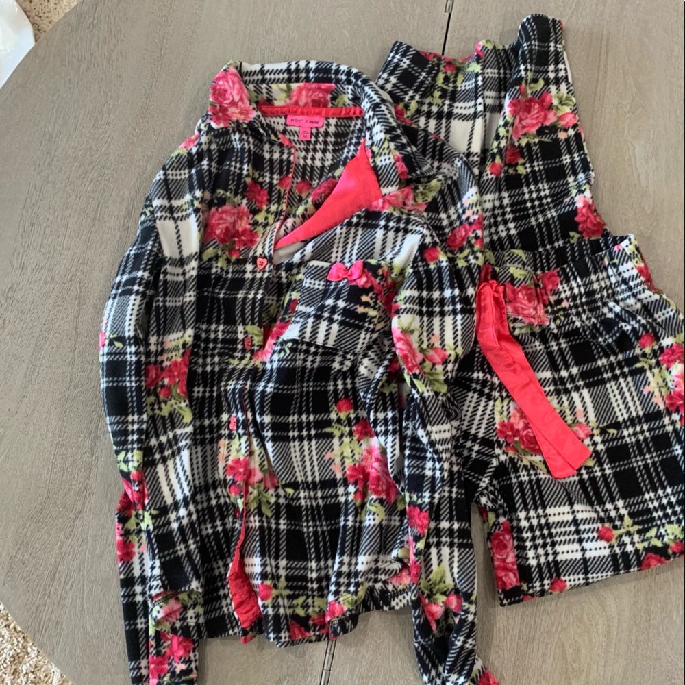 Betsy Johnson Fleece PJ Set